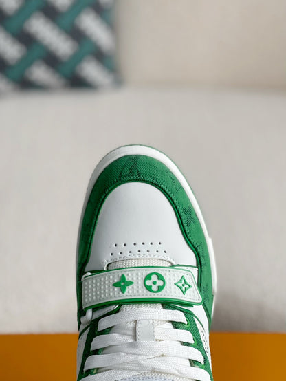 LOUIS VUITTON TRAINER Sneakers