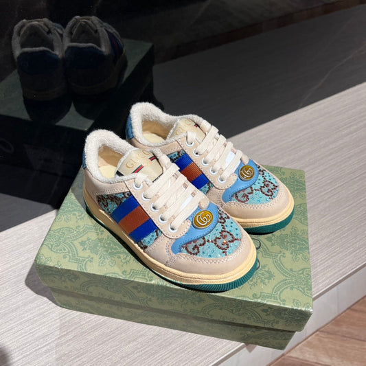 Tênis Infantil Casual Branco com Detalhe Lateral