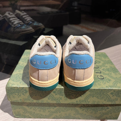 Tênis Infantil Casual Branco com Detalhe Lateral
