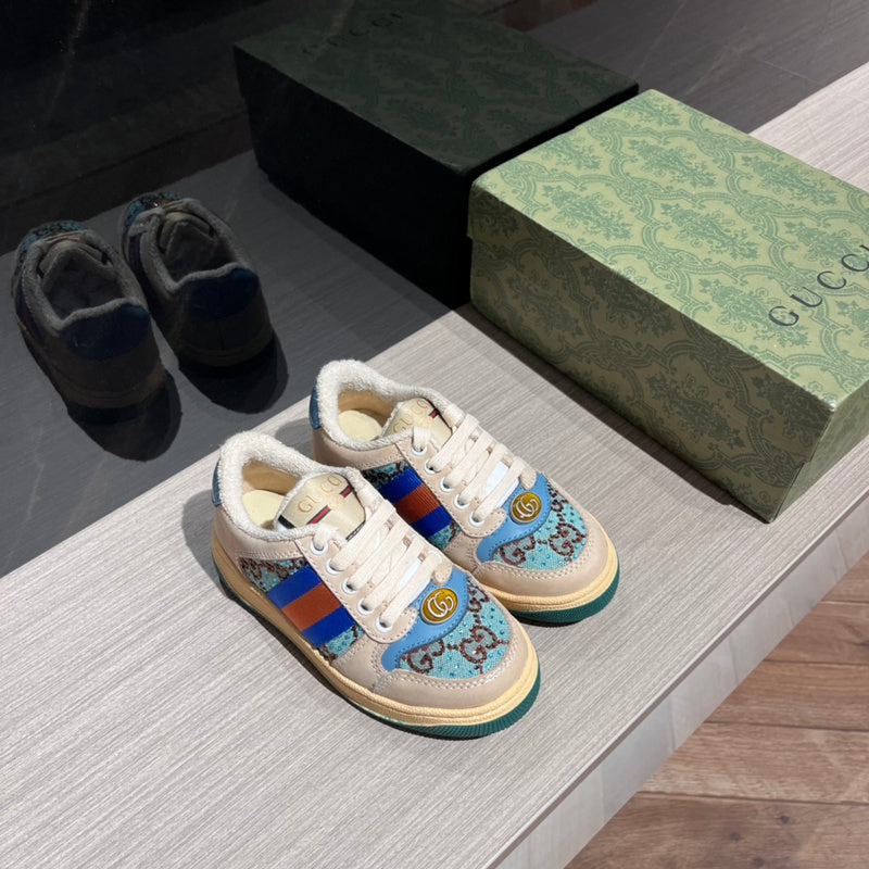 Tênis Infantil Casual Branco com Detalhe Lateral