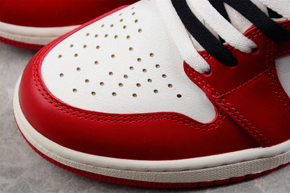 Tênis Cano Alto Basquete Couro Vermelho Preto e Branco