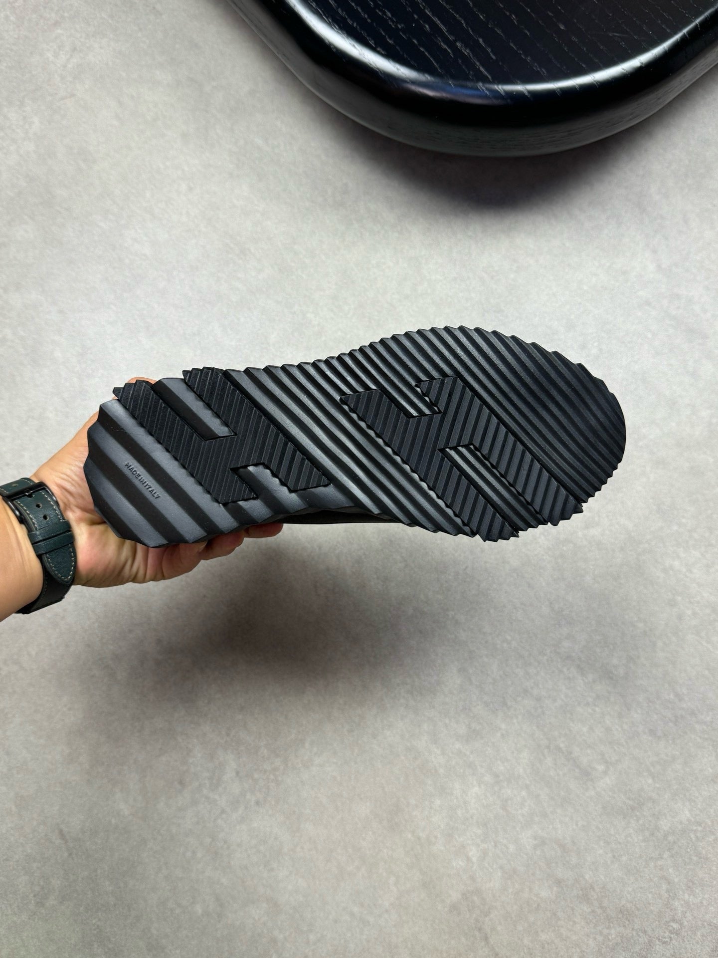 Tênis Mesh Preto Solado Air Amortecido