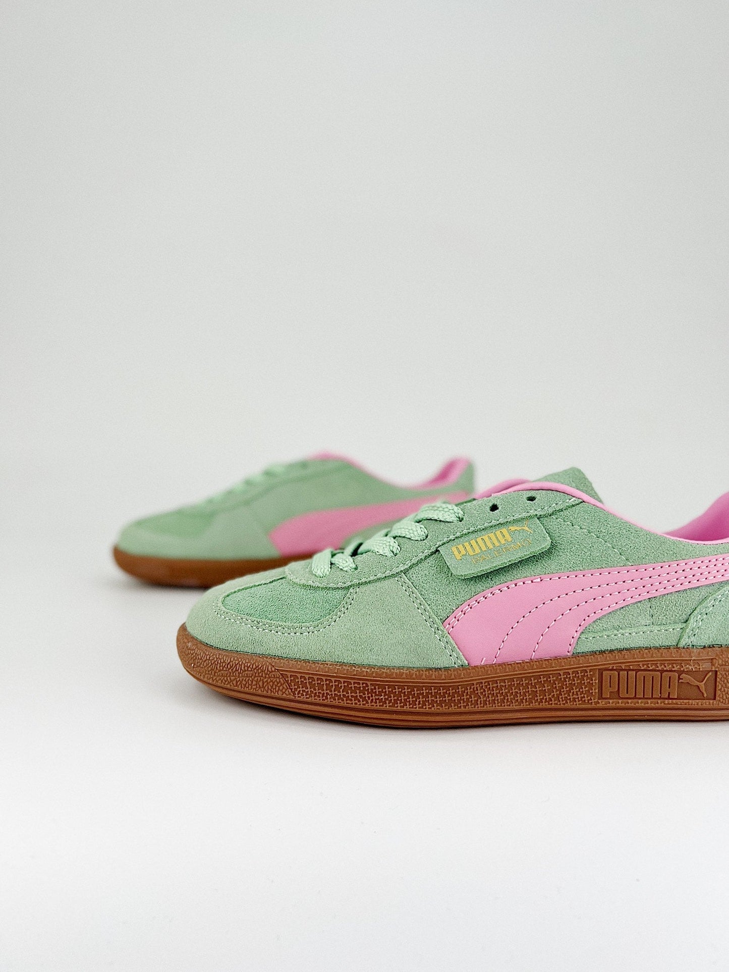 Tênis Couro Colorido Branco Mint e Rosa