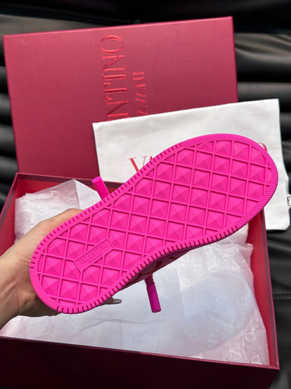 Tênis Couro Rosa Pérola Spike Frontal Prata