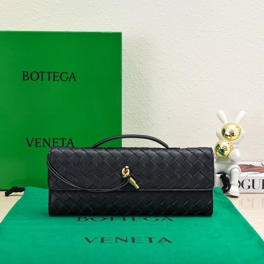 Clutch Couro Entrelaçado Preto