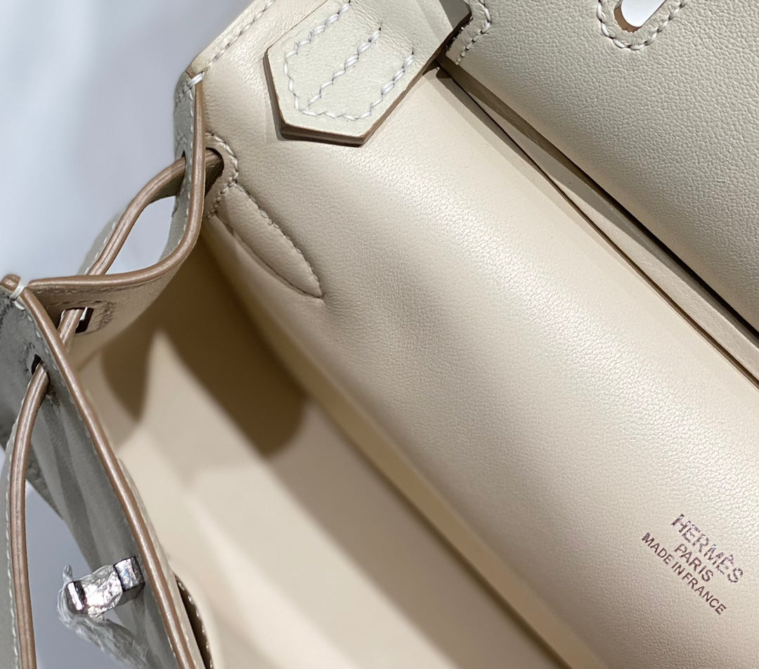 Bolsa Couro Estruturada Mini Alça Ajustável
