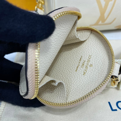 Bolsa Satchel Couro Branco Padrão Monograma Geométrico
