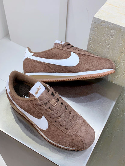 Tênis Couro Vintage Curry Detalhe Branco
