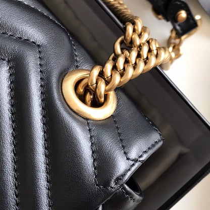 Bolsa Pequena Couro Preto Letras Entrelaçadas Small