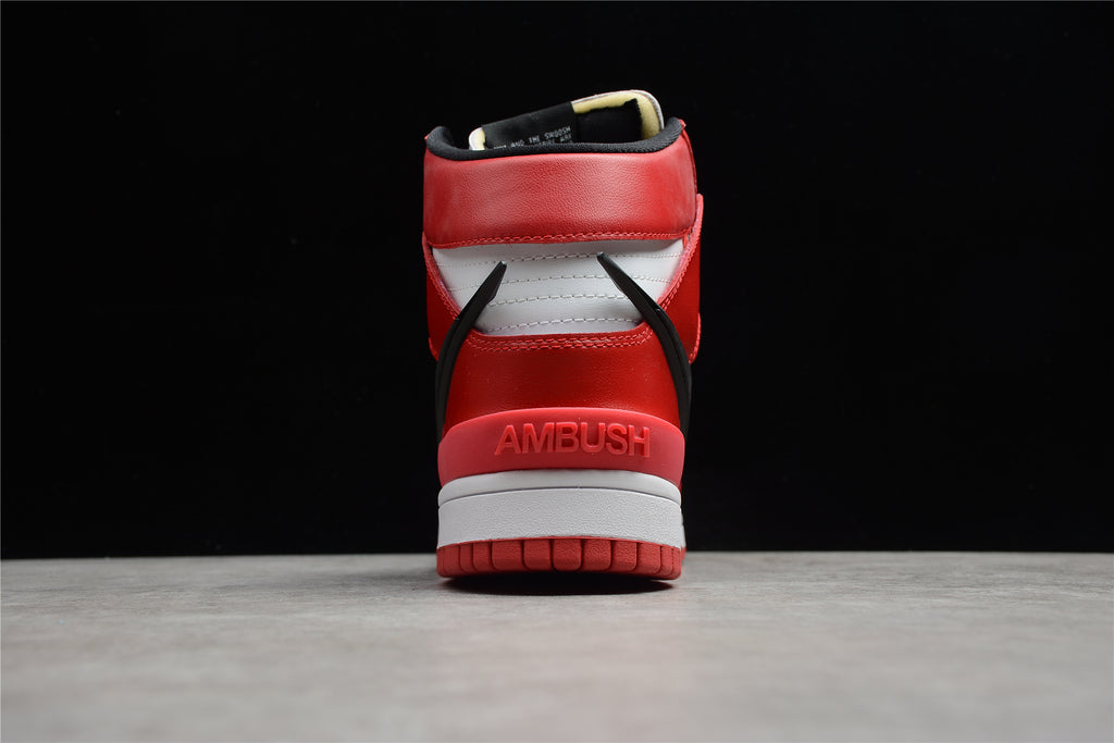 Tênis Cano Alto Couro Vermelho Detalhe Contraste