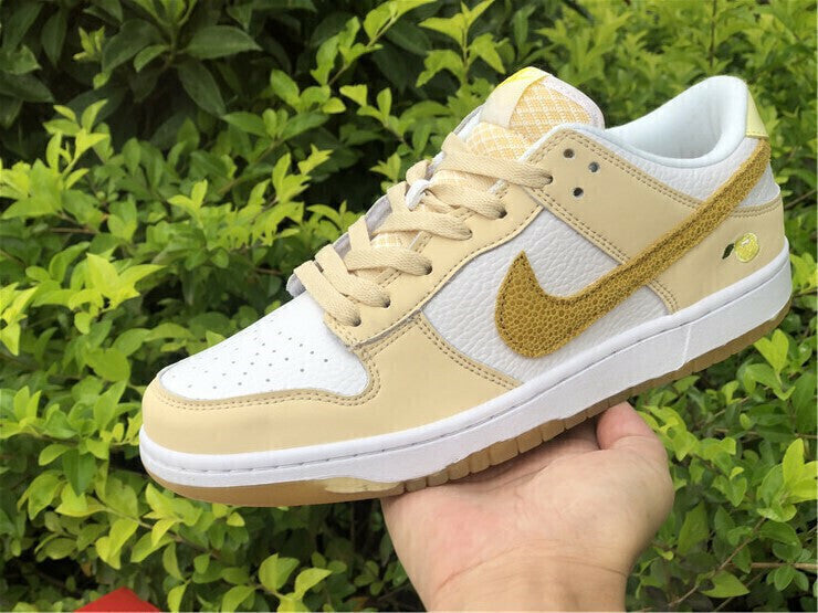 Tênis Cano Baixo Couro Branco Detalhe Amarelo