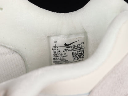 Tênis Runner Malha Branco Pompom Poás Coloridos