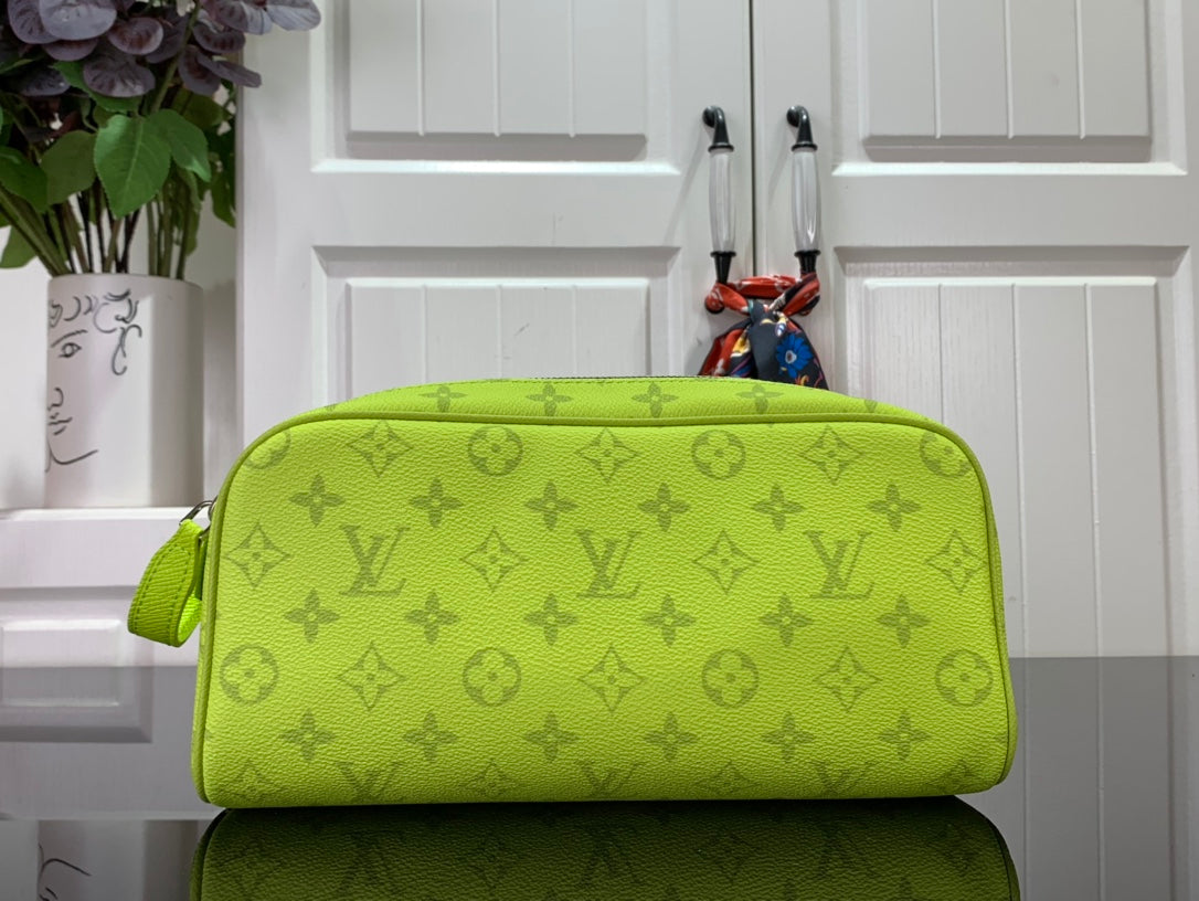Necessaire Couro Padrão Monograma Geométrico Amarelo Neon