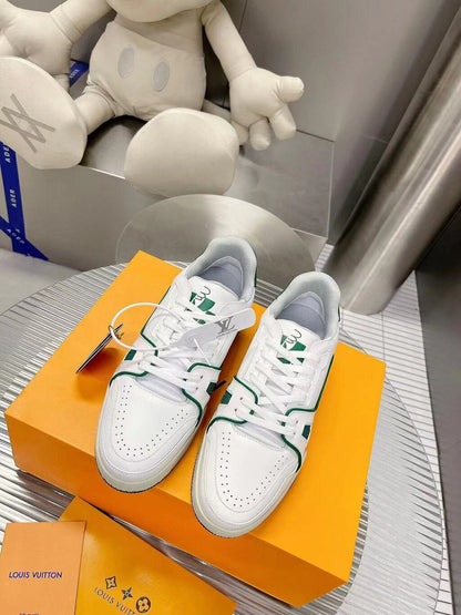 Tênis Couro Branco Detalhe Verde