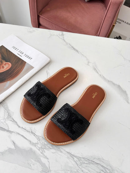 Mule Couro Placa Frontal Dourada