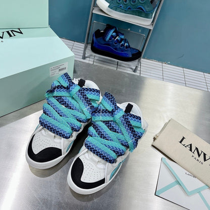 Tênis Couro Branco Detalhe Azul Solado Chunky