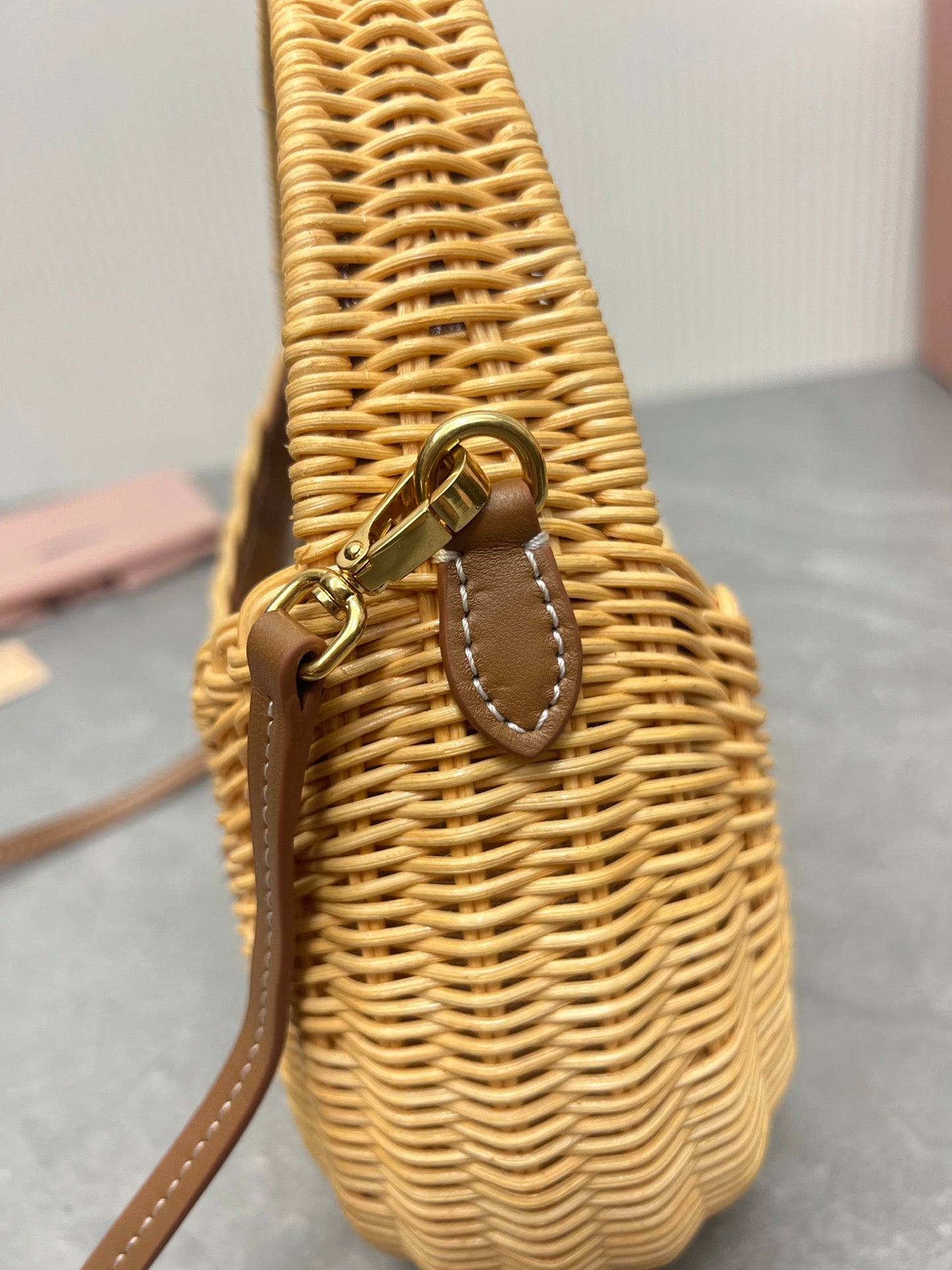 Bolsa de Ombro Palha Natural Texturizada