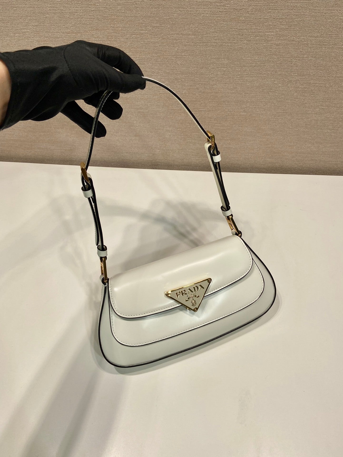 Bolsa Shoulder Couro Estruturada Preta