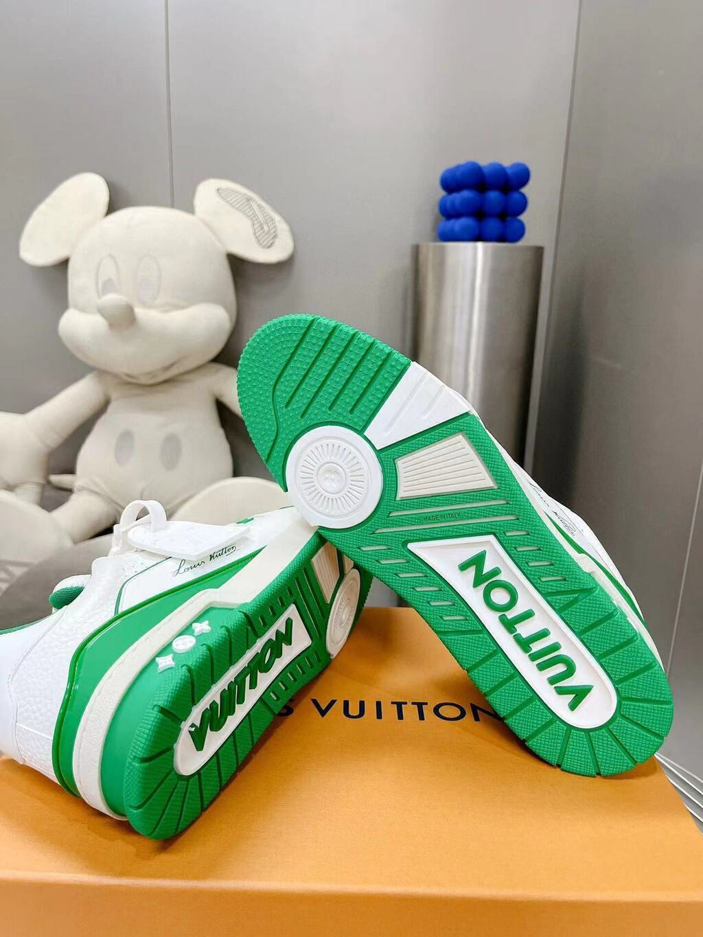 Tênis Couro Branco Detalhe Verde
