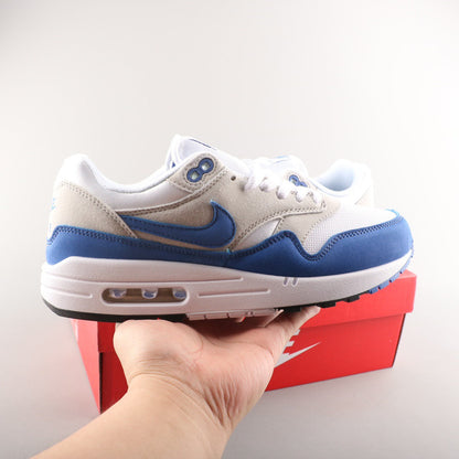 Tênis Runner Malha Azul Royal Detalhe Branco