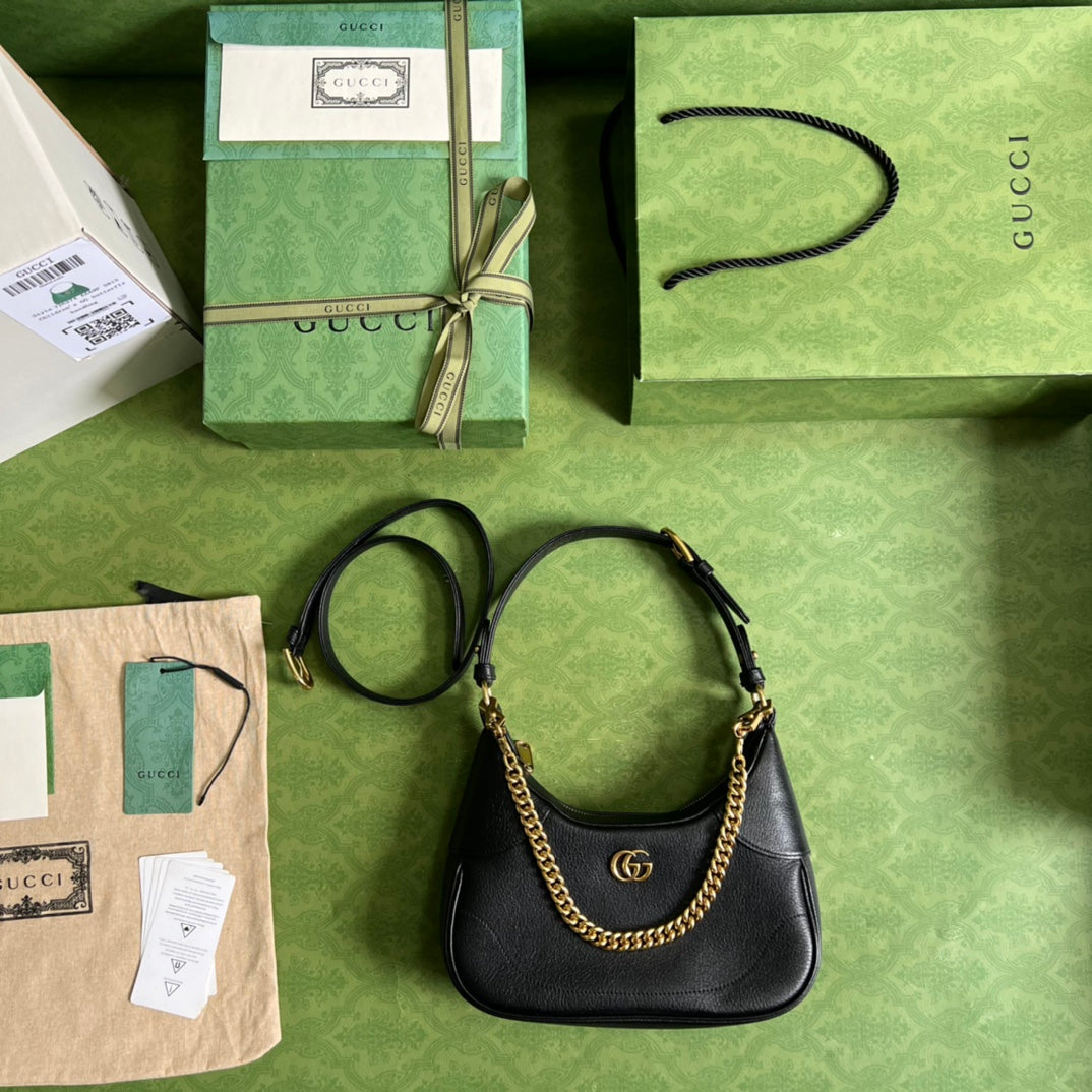 Bolsa Ombro Couro Preto com Fechamento Frontal