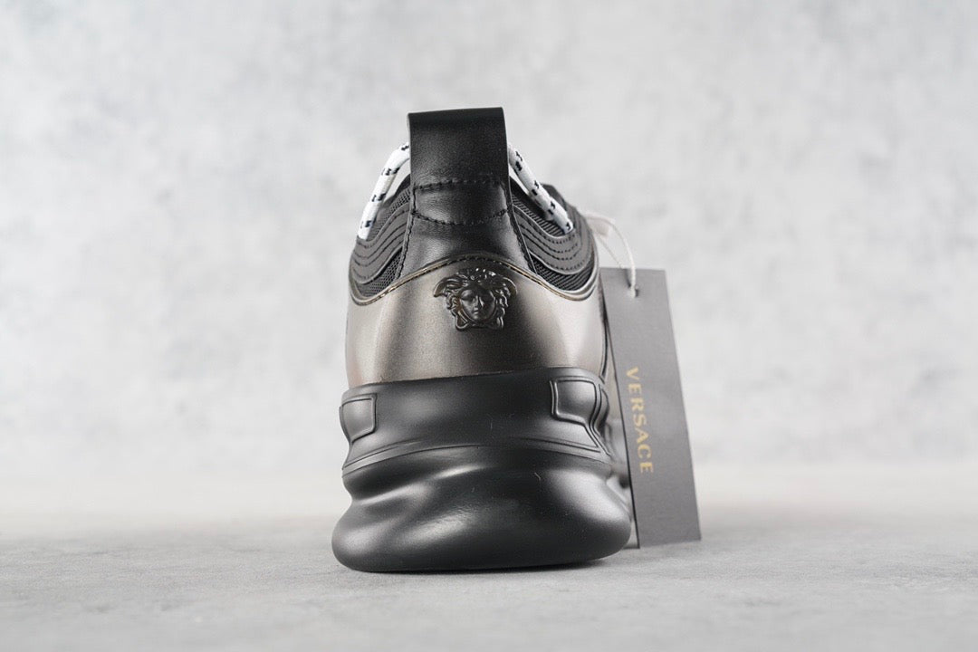 Tênis Runner Couro Detalhes Metalizados Solado Chunky
