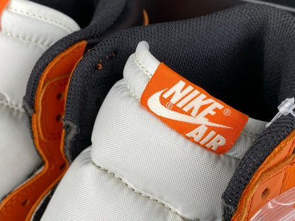 Tênis Cano Alto Basquete Couro Branco Laranja Preto