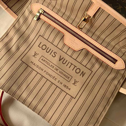 Bolsa Tote Couro Reversível Marrom e Bege com Alças Compridas