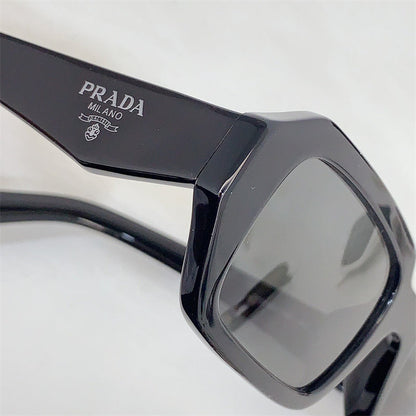 Óculos de Sol Armação Tortoiseshell Lentes Escuras