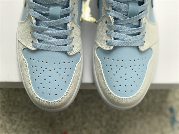 Tênis Cano Baixo Couro Azul Gelo Bicolor