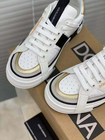 Tênis Cano Baixo Couro Branco Detalhe Dourado