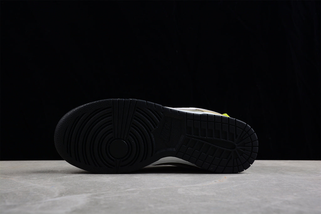 Tênis Cano Baixo Couro Colorido Detalhe Swoosh