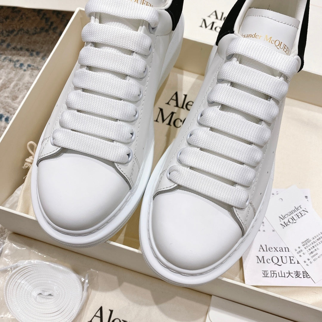 Tênis Camurça Suede Cinza