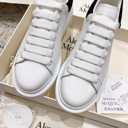 Tênis Camurça Suede Cinza