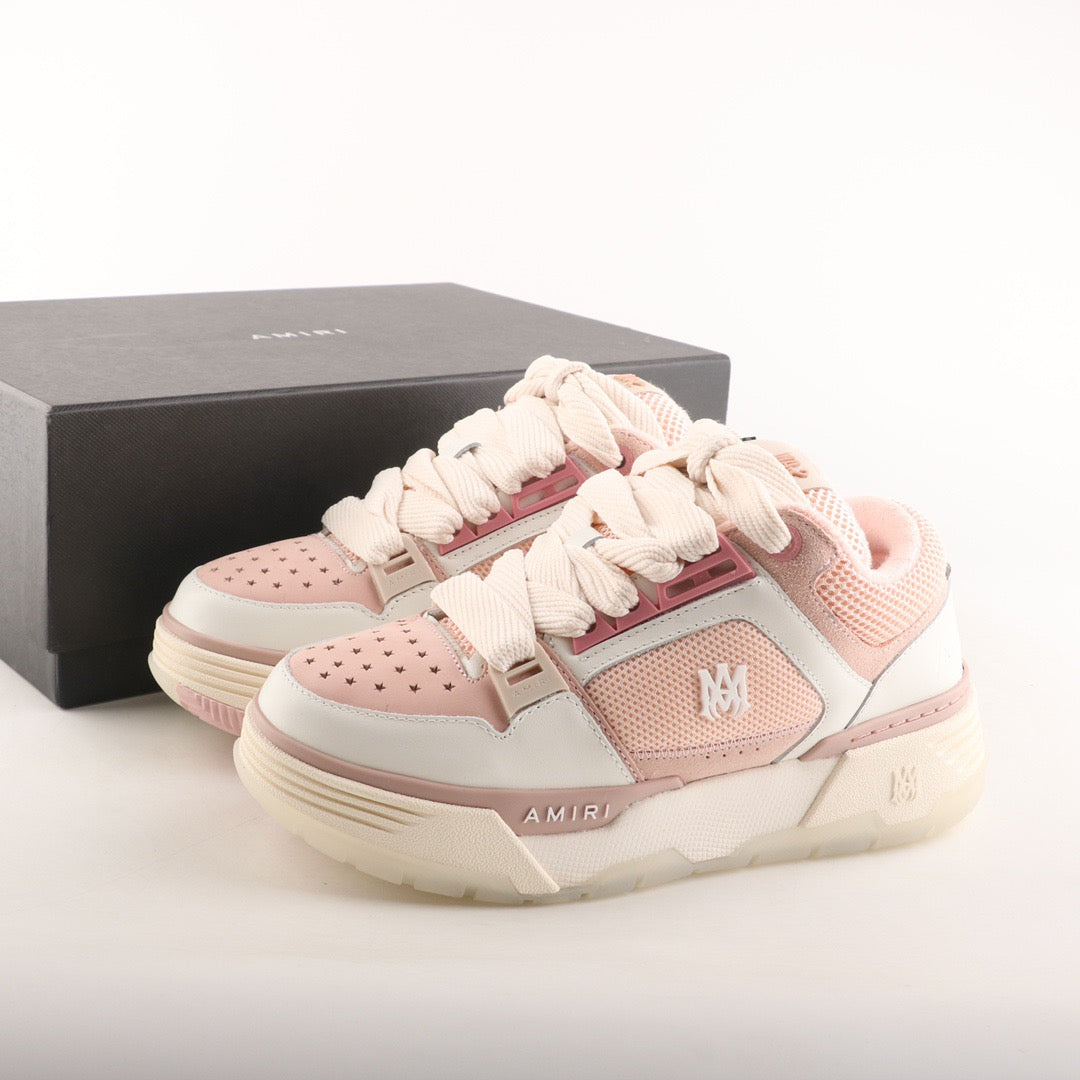 Tênis Cano Alto Couro Branco Detalhe Rosa