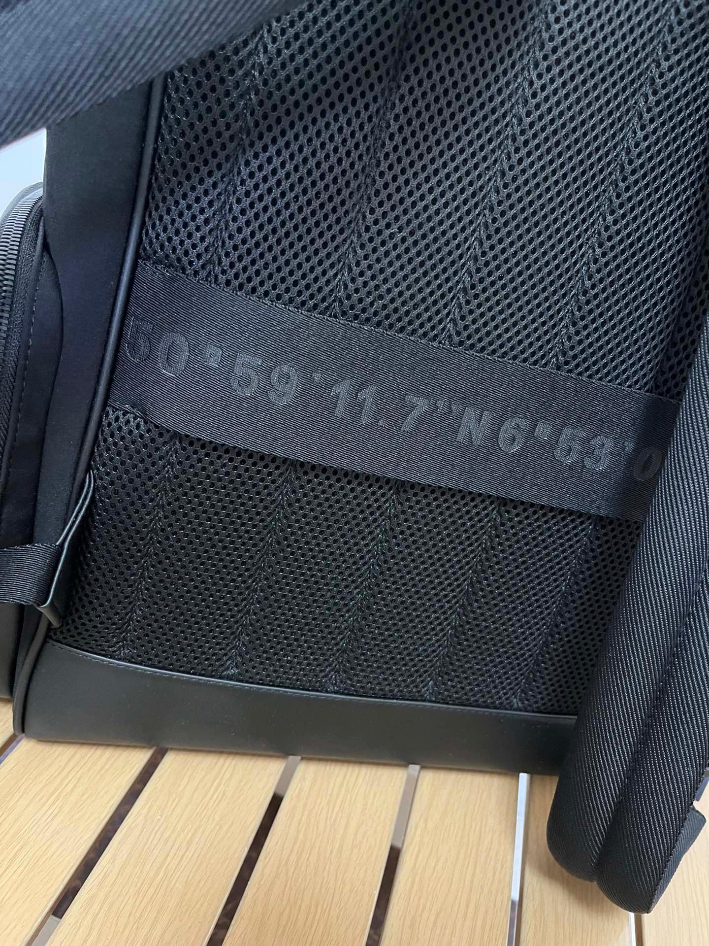 Mochila Poliéster Cinza Compartimentos Funcionais