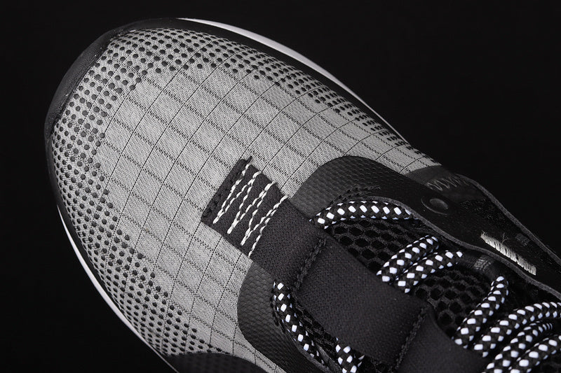 Tênis Runner Malha Preto Detalhes Brancos