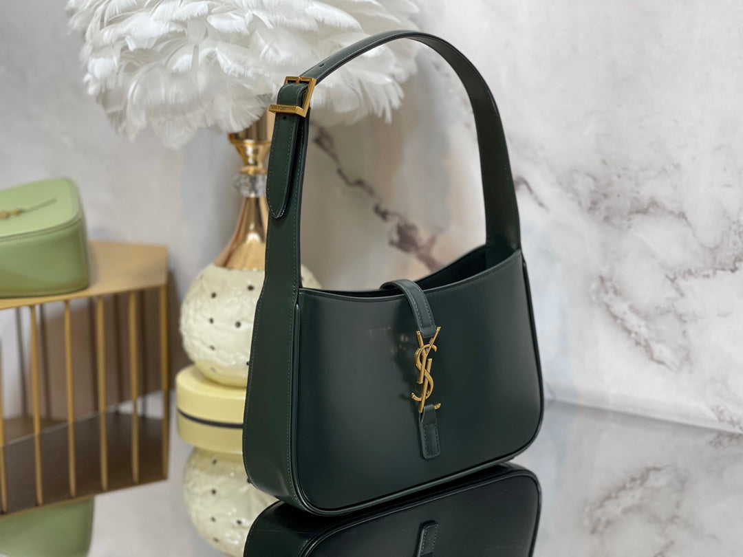 Bolsa Satchel Couro Verde Fechamento Frontal Minimalista