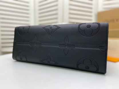 Bolsa Tote Couro Preto Padrão Monograma Geométrico GM