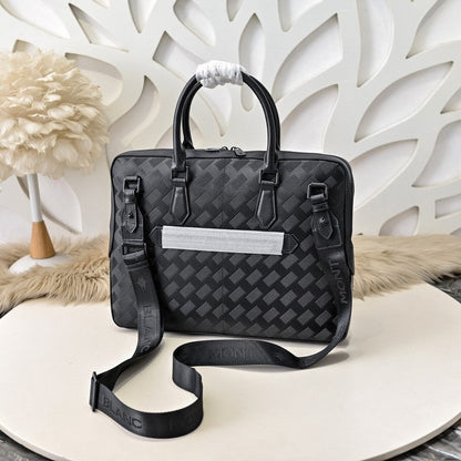 Mochila Messenger Couro Preto com Alça Ajustável