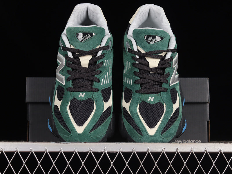 Tênis Runner Malha Forest Green Detalhe Cinza