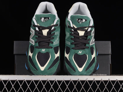 Tênis Runner Malha Forest Green Detalhe Cinza