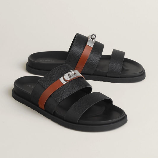 Sandália Slip-on Couro Conforto Clássica