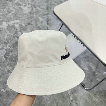 Boné Bucket Algodão Preto Aba Redonda