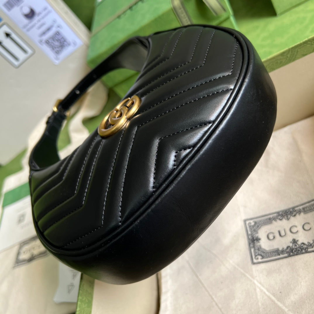 Bolsa Mini Couro Matelassê Letras Entrelaçadas Preto
