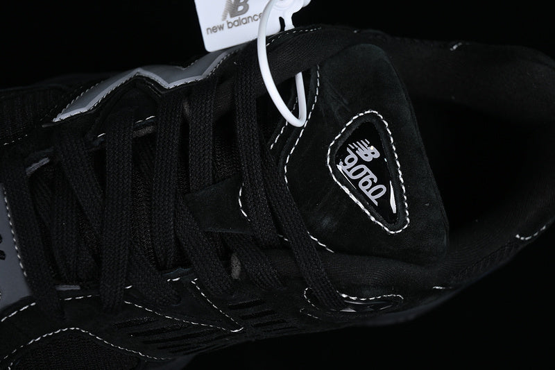 Tênis Runner Malha Preto Cinza e Branco