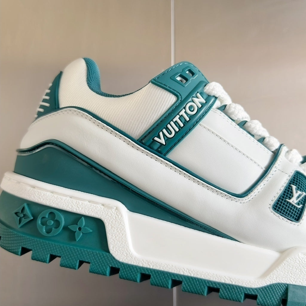Tênis Casual Solado Robusto Branco Detalhe Verde