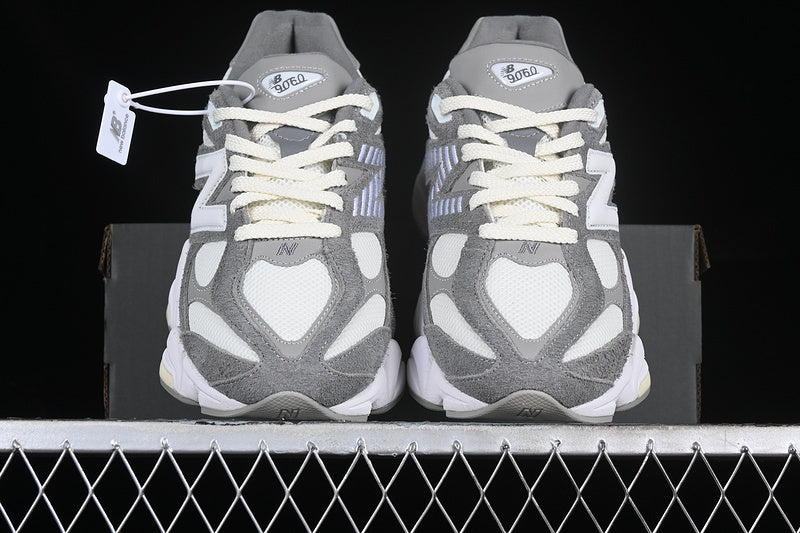 Tênis Runner Cinza e Branco Solado Espesso