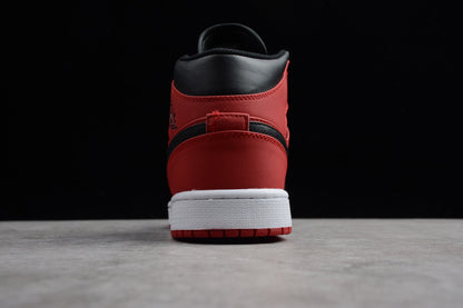 Tênis Cano Alto Basquete Couro Preto Vermelho