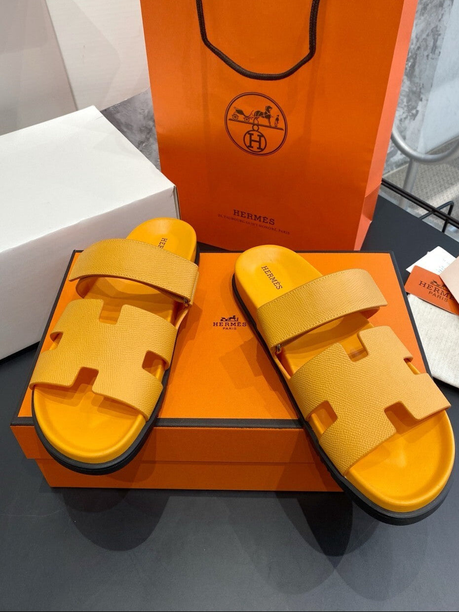 Sandália Couro Tira Cruzada Amarelo